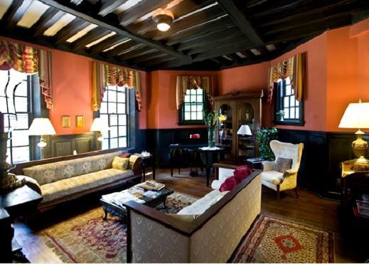 Inn The Taft Bridge 2*